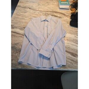 #179 L.L. LL Bean Men's wrinkle resistant button up shirt Whi/Blue pinstripes